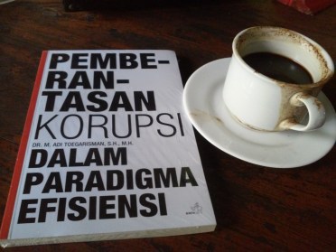 buku-paradigma-korupsi